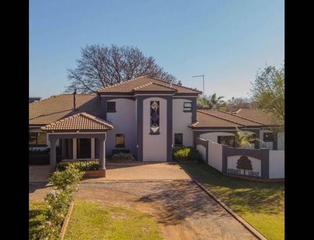 7 BEDROOM HOUSE FOR SALE IN POMONA